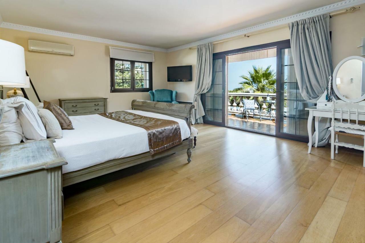 Villa Casakhan, Beautiful Luxury Villa, Marbella Buitenkant foto